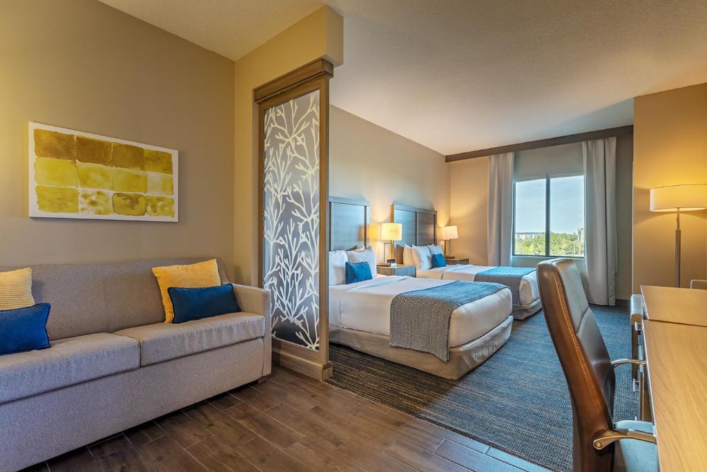 Suite, 2 Queen Beds (Double Queen Suite) photo
