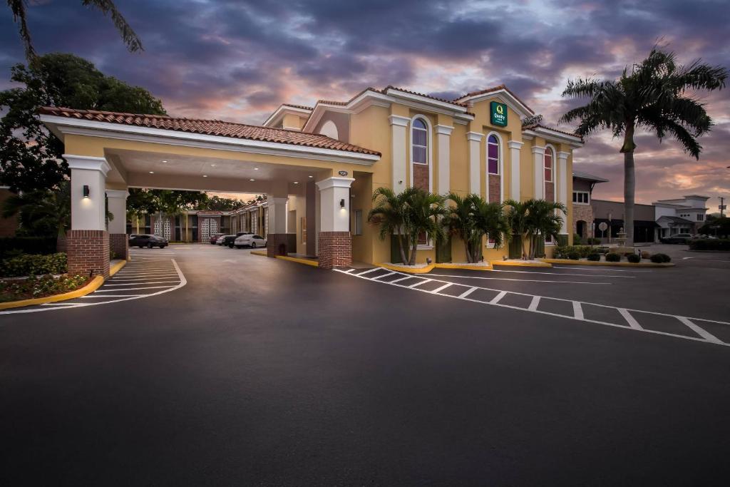 Quality Inn Tampa Airport - Cruise Port gallery 2