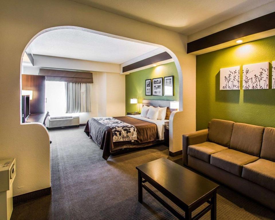 Sleep Inn & Suites Orlando International Airport gallery 4
