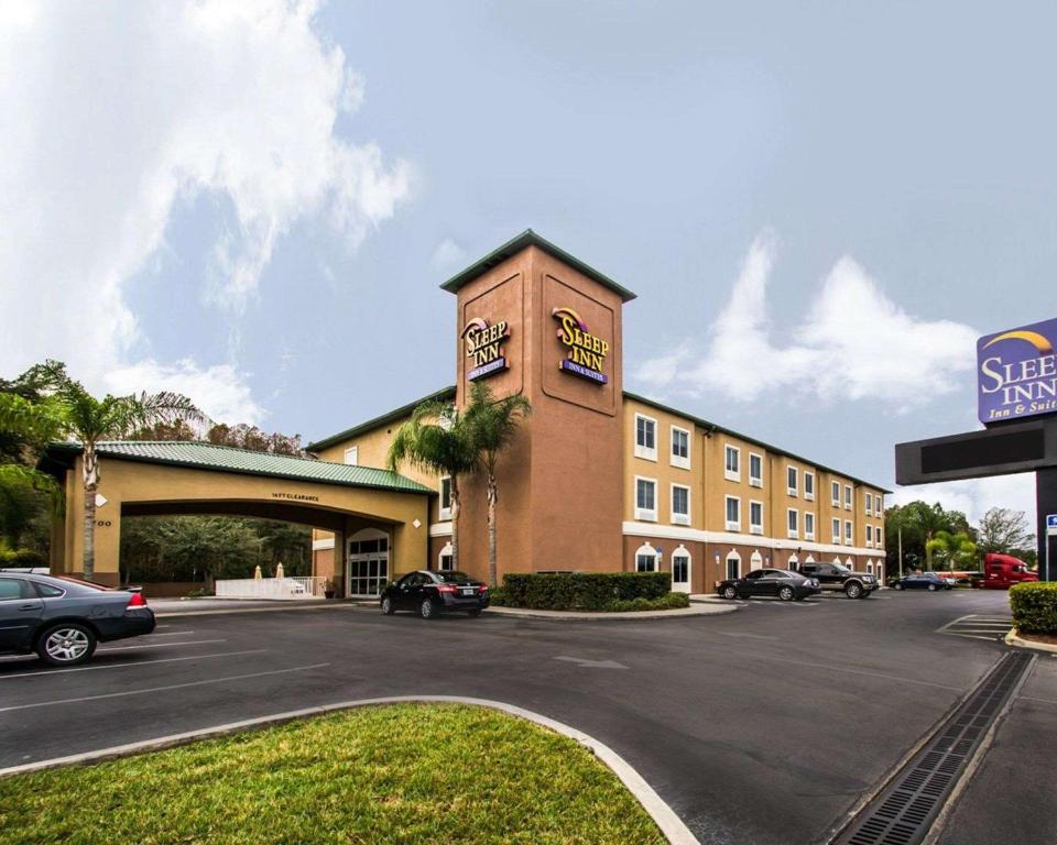 Sleep Inn & Suites Orlando International Airport gallery 1