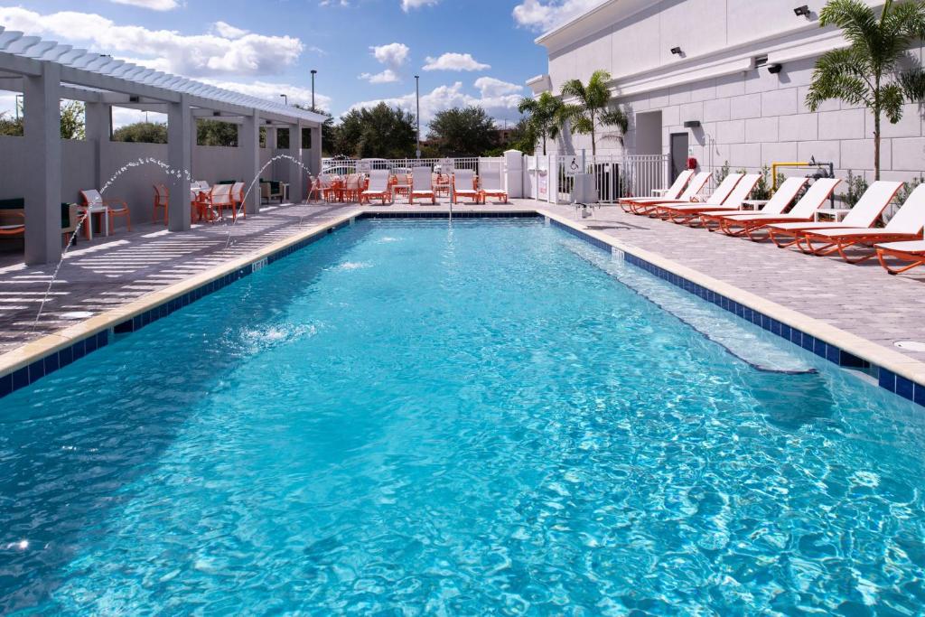 Holiday Inn & Suites Orlando I-Drive - Theme Parks, an IHG Hotel gallery 8