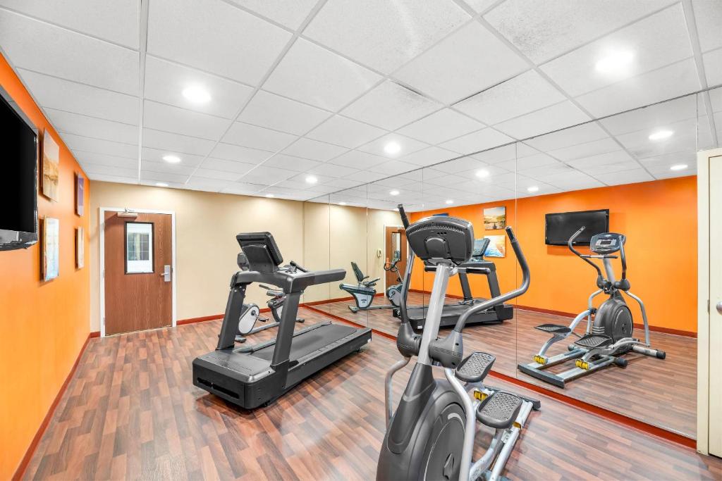 Comfort Suites Orlando Airport gallery 15