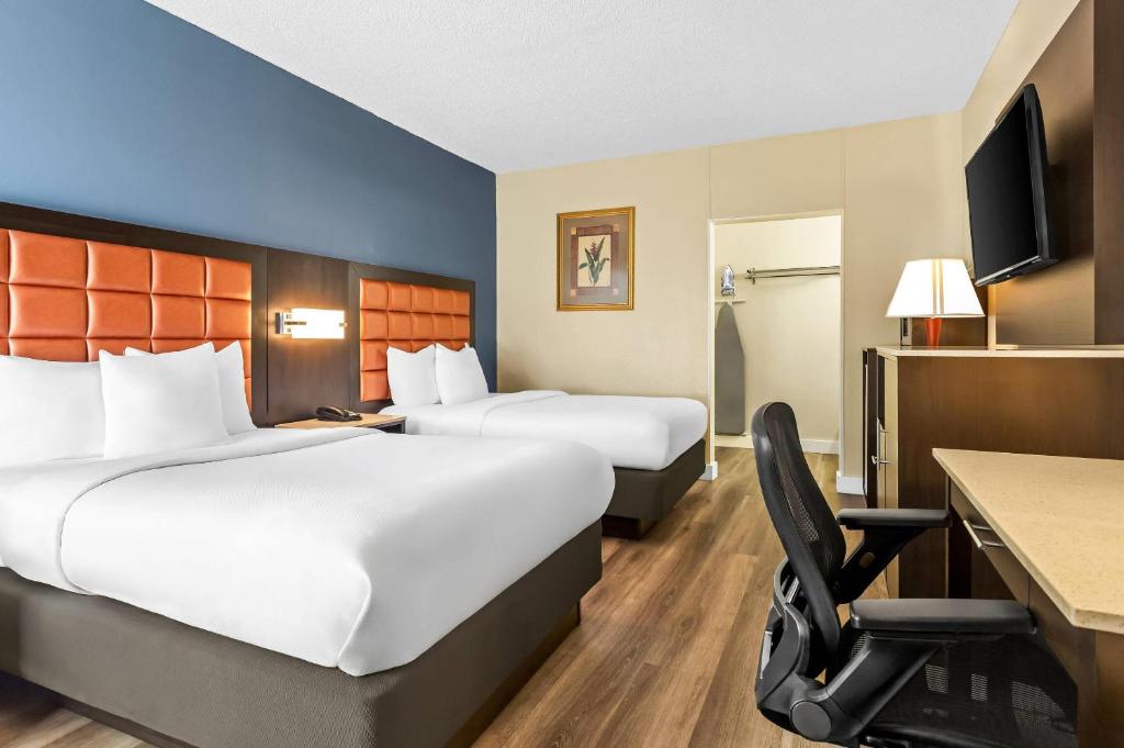 Quality Inn Tampa Airport - Cruise Port gallery 11