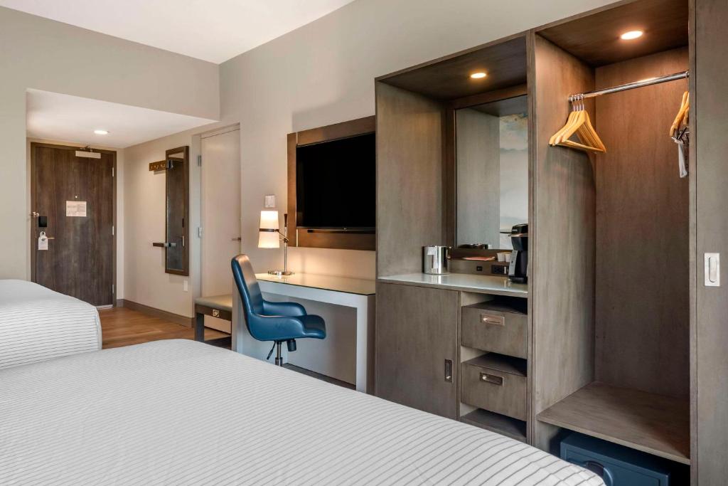 Cambria Hotel Orlando Airport gallery 11