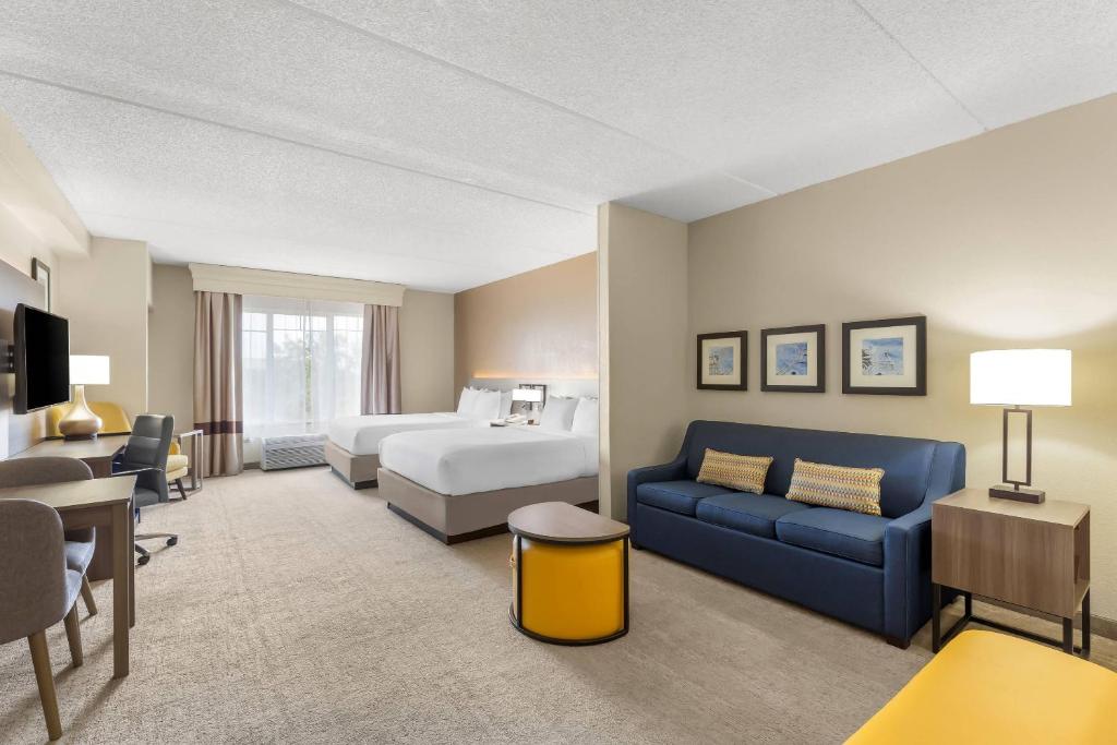 Comfort Suites Near Universal Orlando Resort gallery 1
