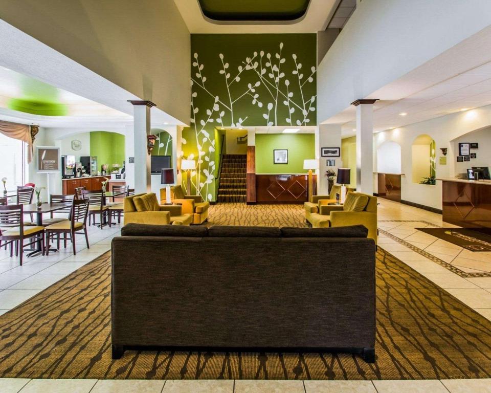Sleep Inn & Suites Orlando International Airport gallery 2