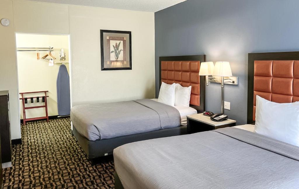 Quality Inn Tampa Airport - Cruise Port gallery 5